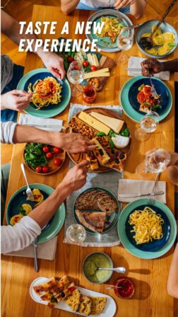 Juice House’s Food & Social Blend aims to enlarge students’ social circles and increase their cultural experiences through food. We come together either for events or through virtual networks to understand, appreciate and enjoy food in different settings, locations, cultures and meanings.
